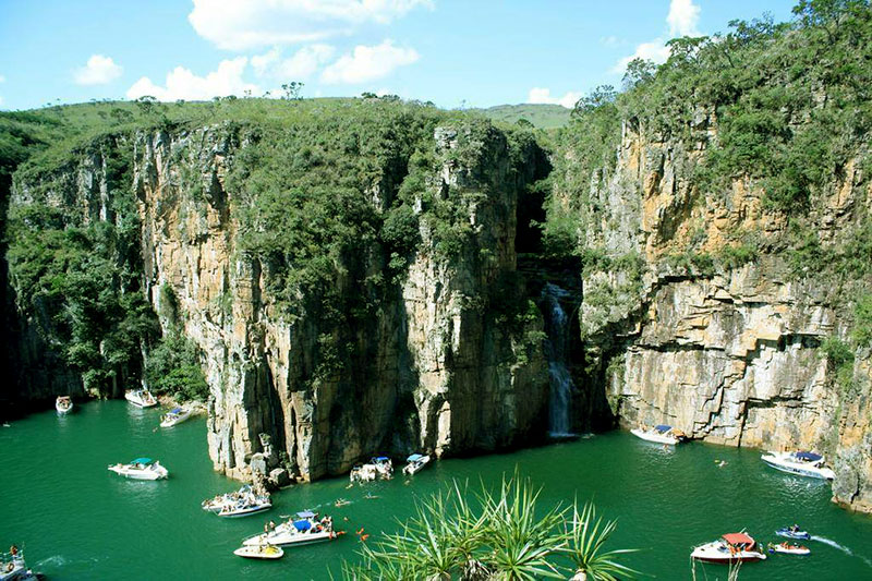 Canyons do Lago de Furnas