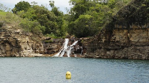 Cachoeirinha Bar Flutuante