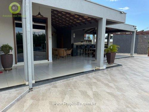 Casa para Alugar em Escarpas do Lago