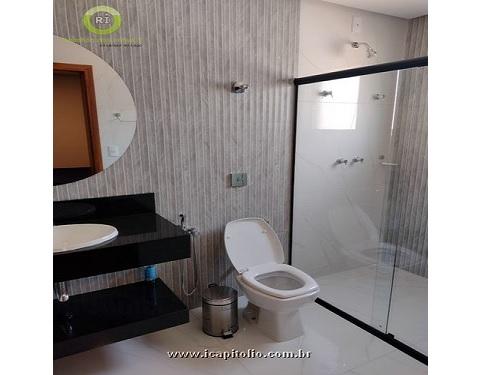 Casa para Alugar em Escarpas do Lago