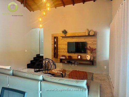 Casa para Alugar em Escarpas do Lago