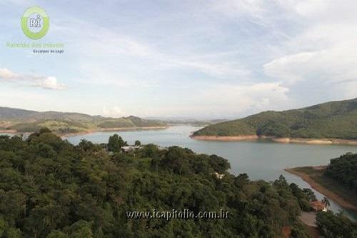 Casa para Alugar em Escarpas do Lago