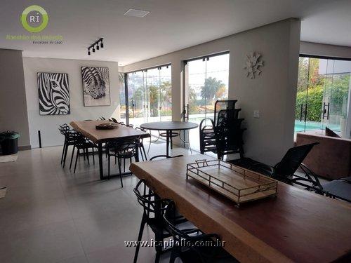 Casa para Alugar em Escarpas do Lago