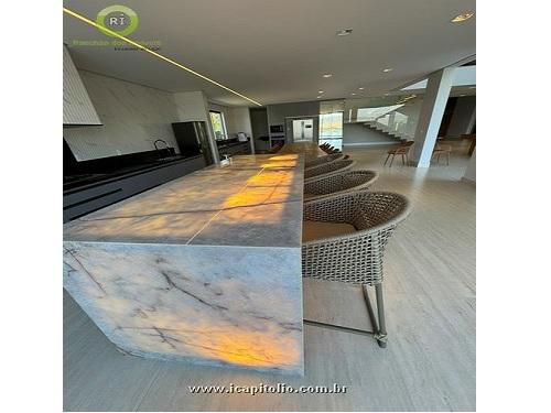 Casa para Alugar em Escarpas do Lago