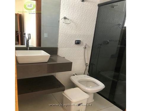 Casa para Alugar em Escarpas do Lago