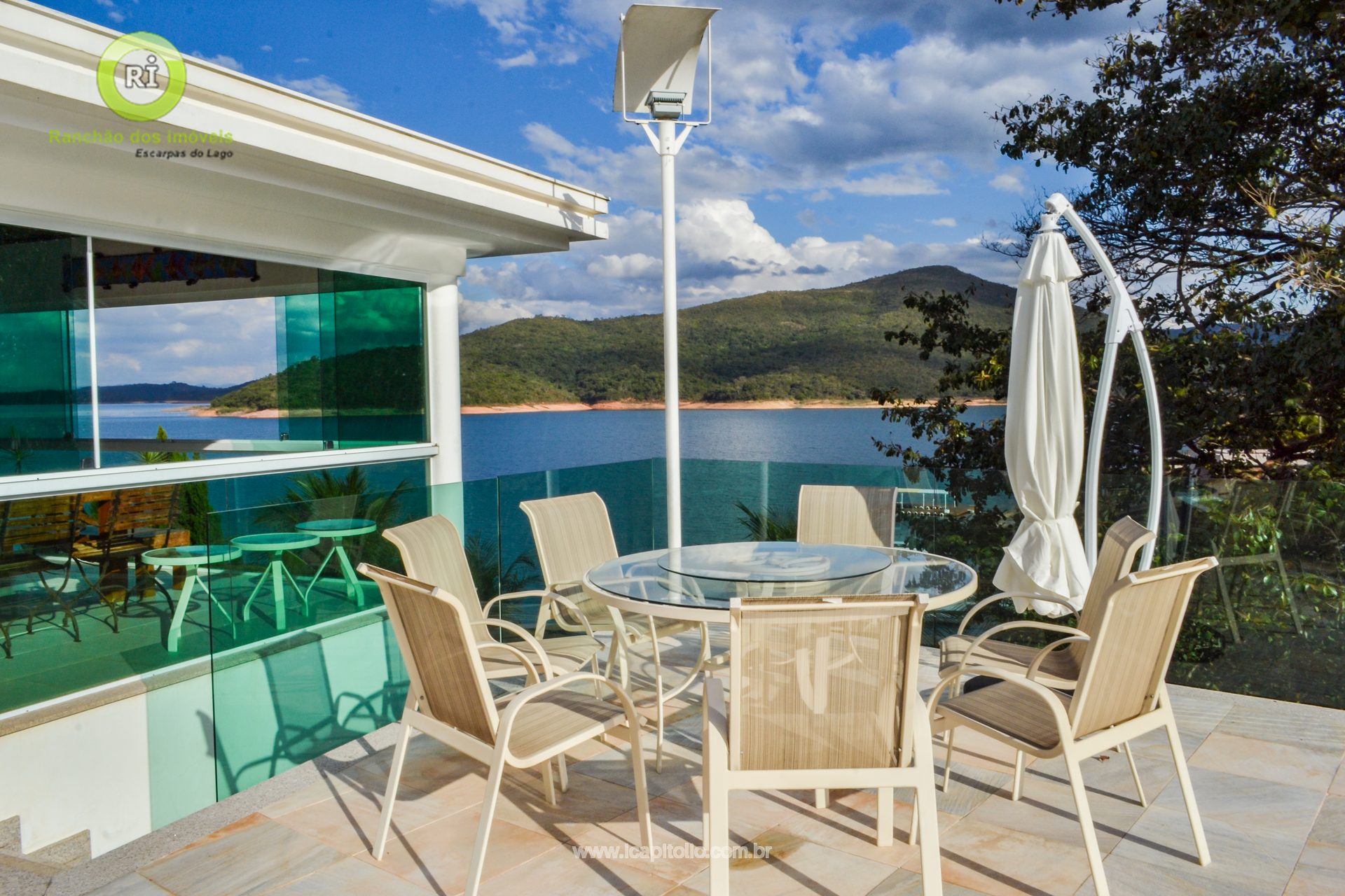 Marina House for Sale in Escarpas do Lago - Foto 13