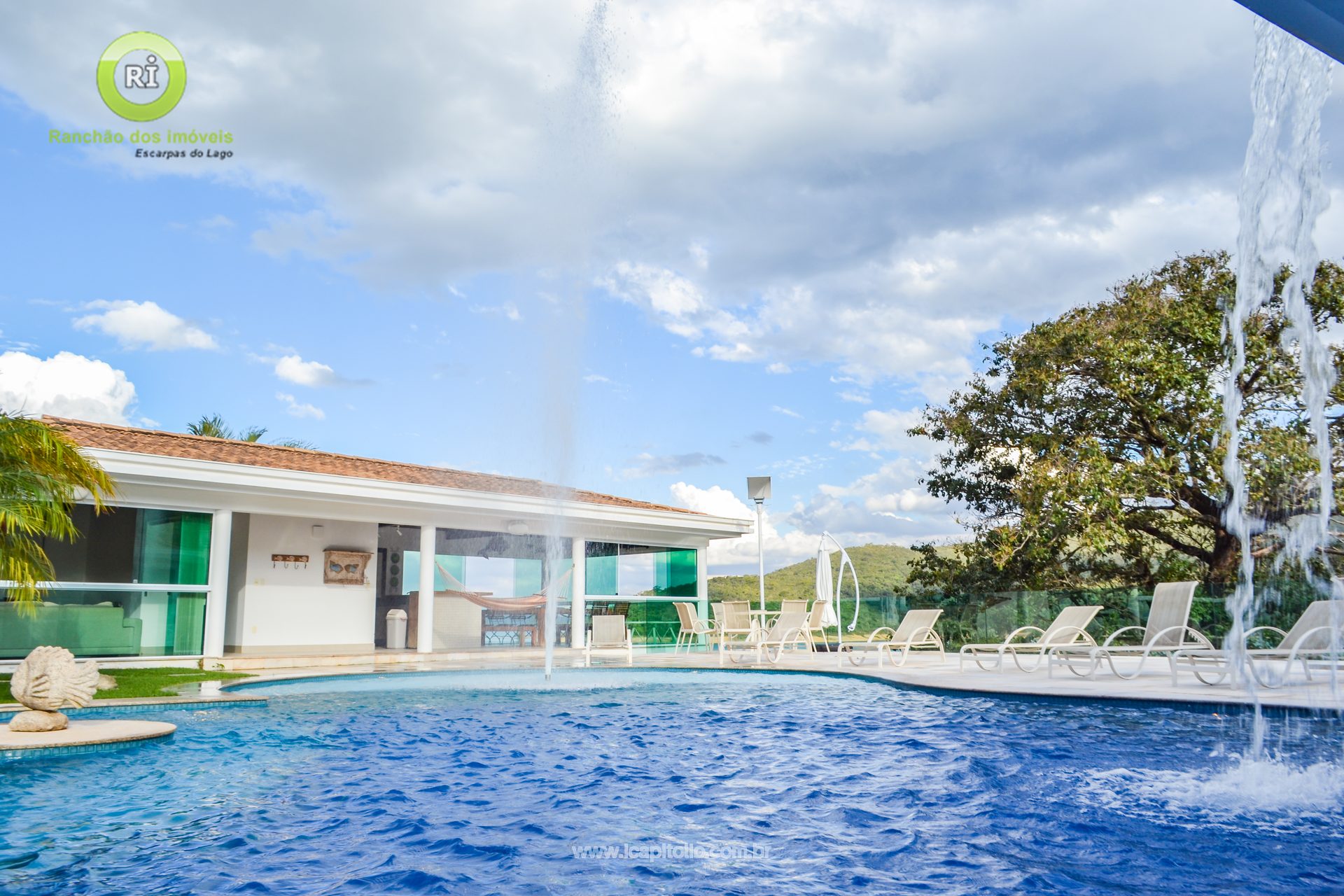 Marina House for Sale in Escarpas do Lago - Foto 14