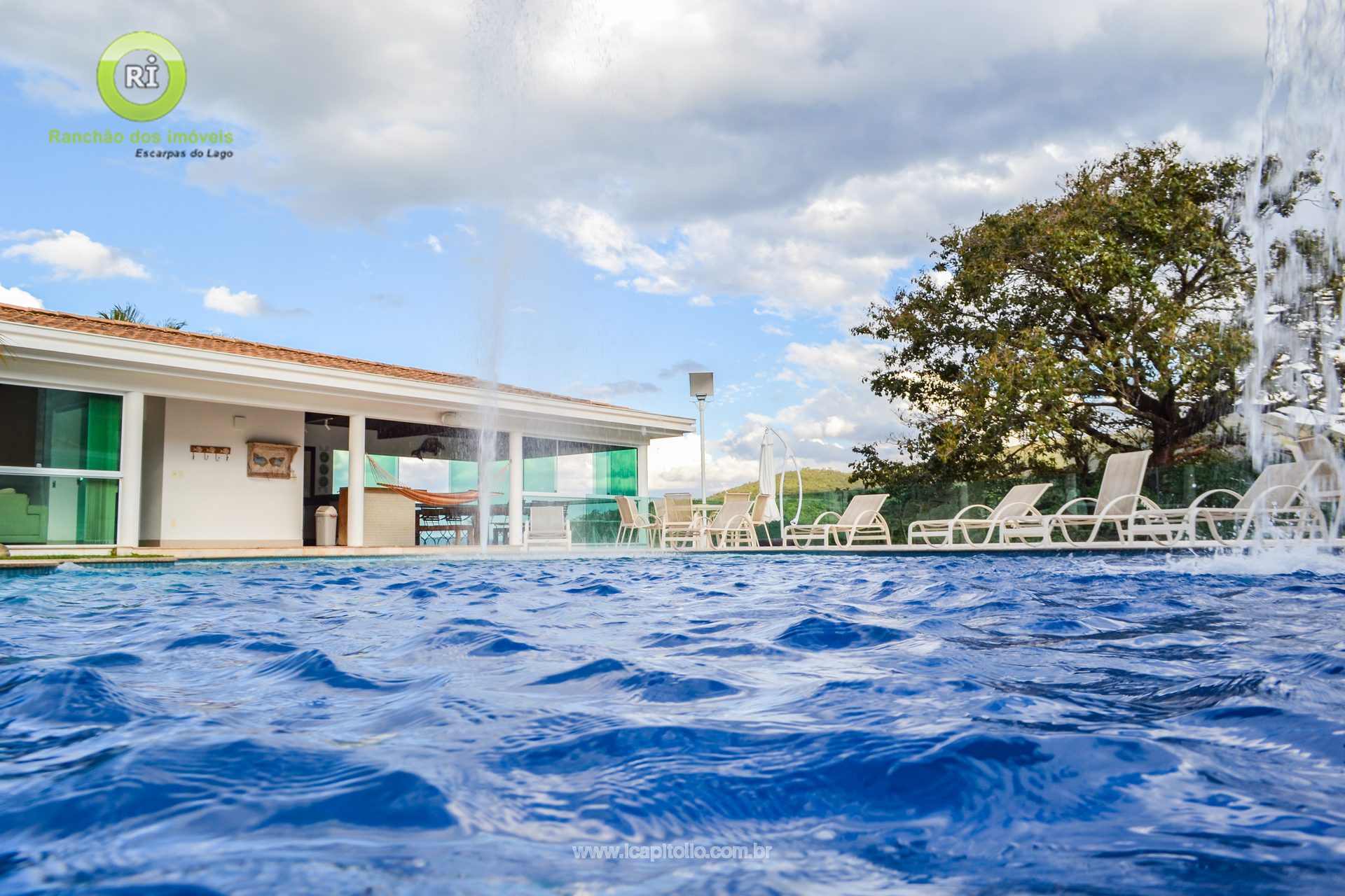 Marina House for Sale in Escarpas do Lago - Foto 15
