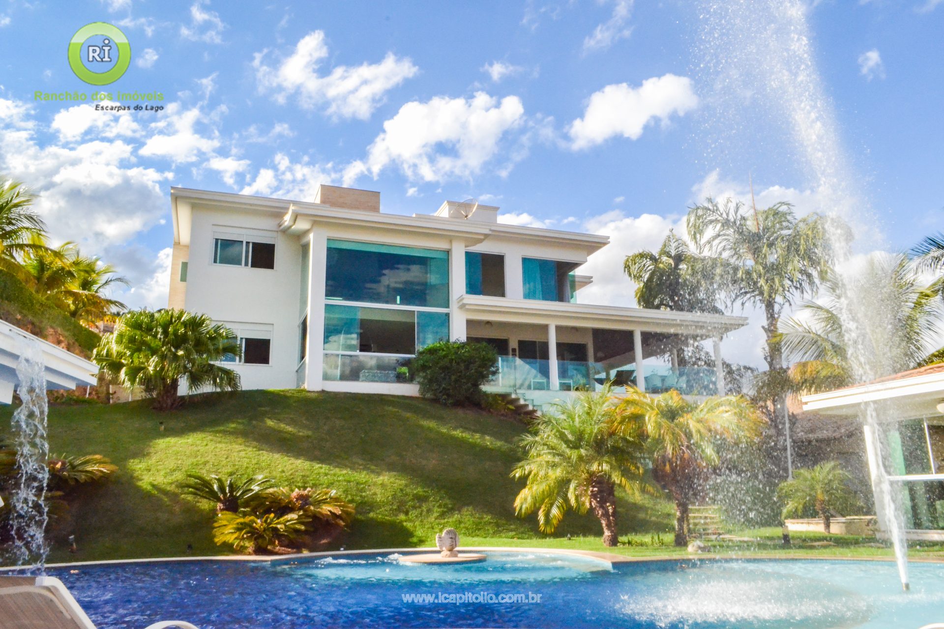 Marina House for Sale in Escarpas do Lago - Foto 8