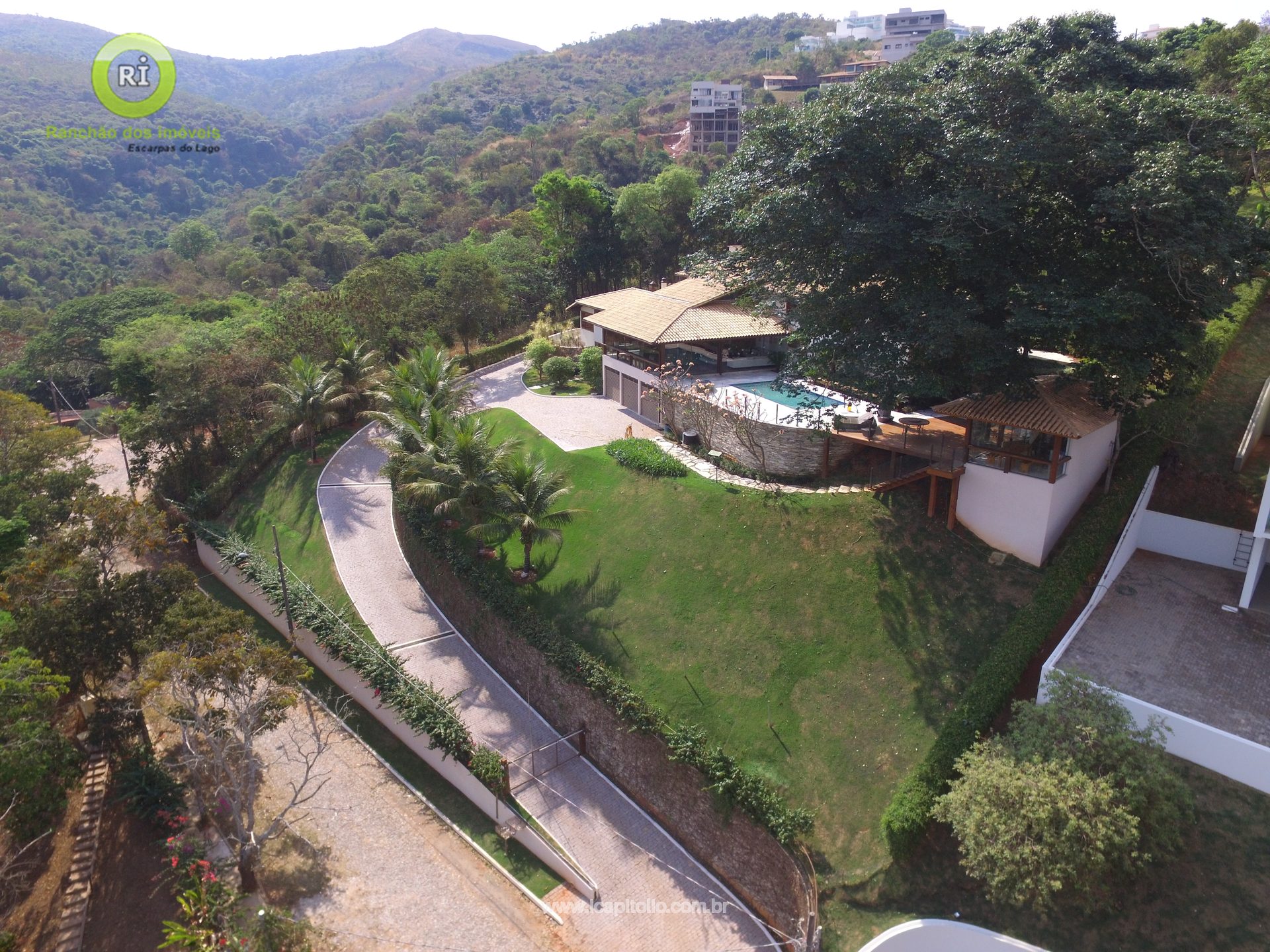 House for Sale in Escarpas do Lago
