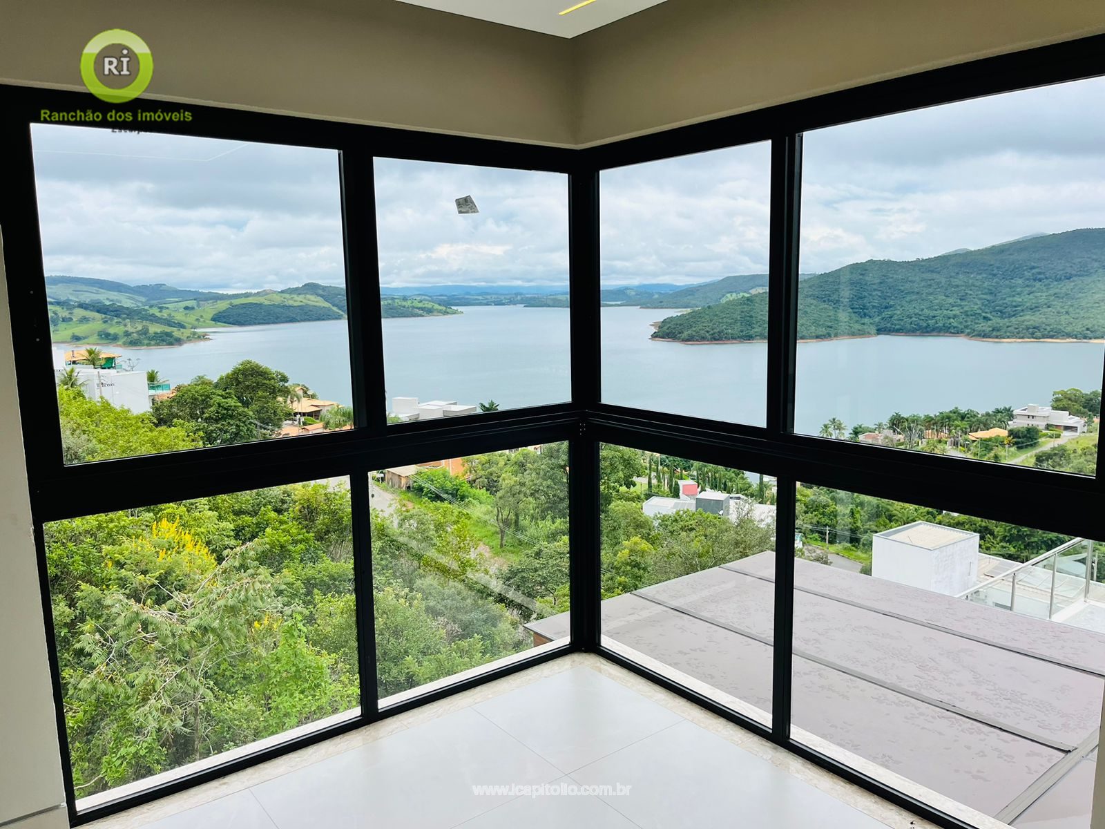 House for Sale in Escarpas do Lago - Foto 4