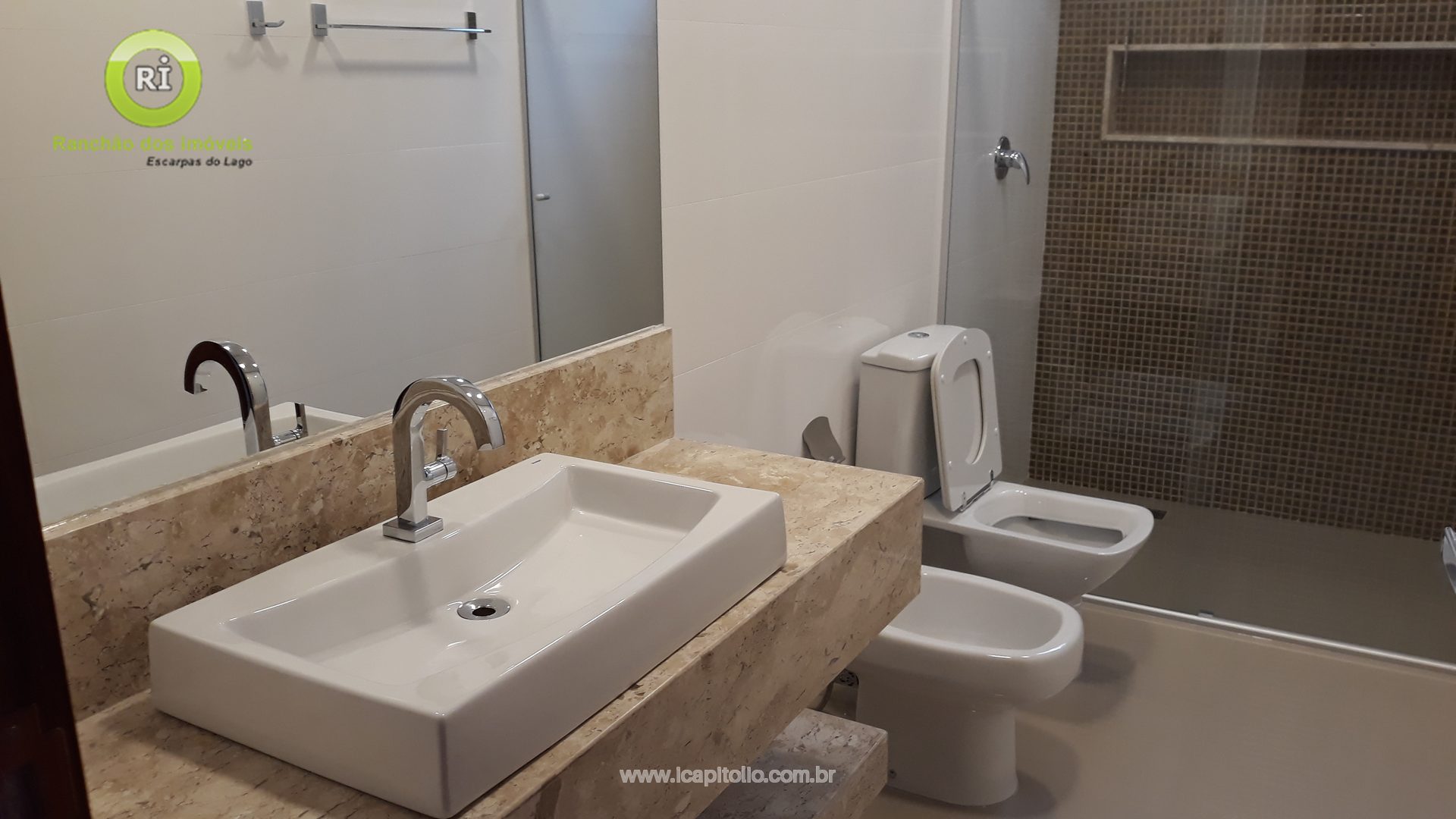 House for Sale in Escarpas do Lago - Foto 57