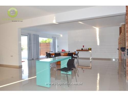 Casa para Alugar em Escarpas do Lago