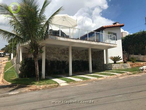 Casa para Alugar em Escarpas do Lago