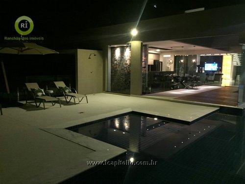Casa para Alugar em Escarpas do Lago