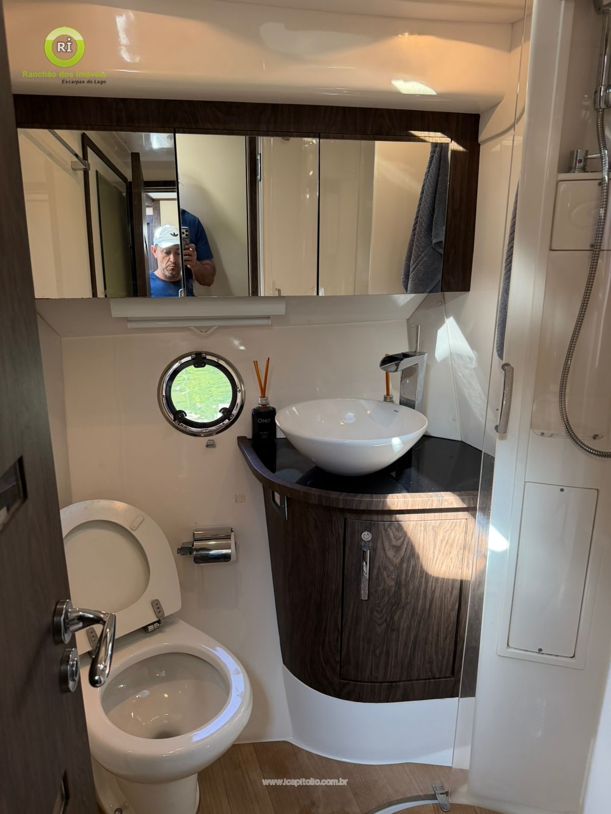 Boat for Rent in Escarpas do Lago - Foto 10