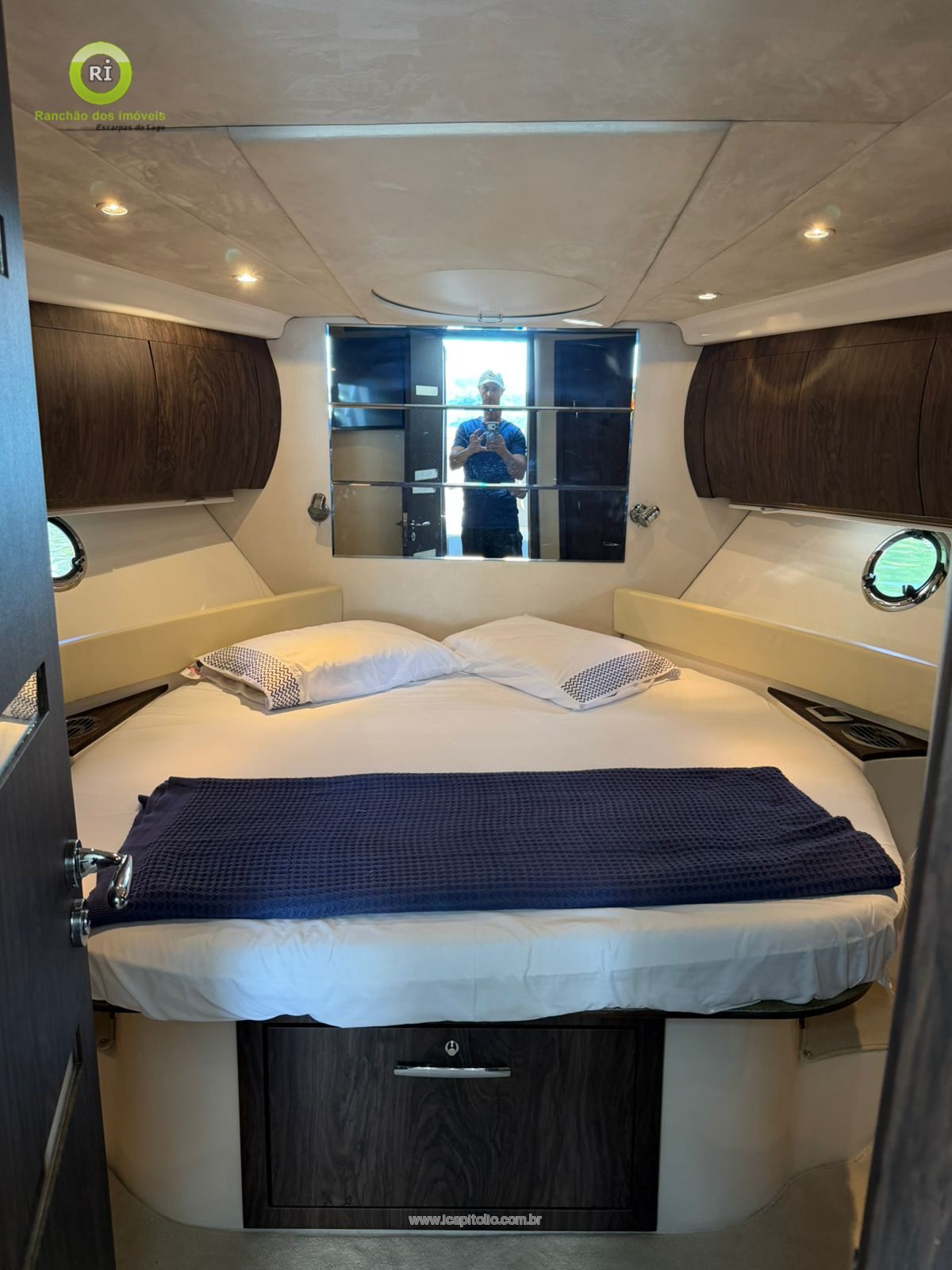 Boat for Rent in Escarpas do Lago - Foto 12